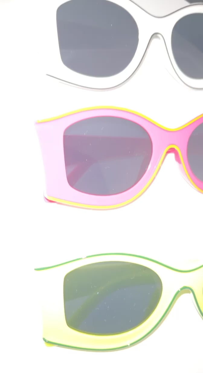 Nikki Frames