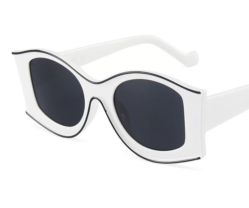 Nikki Frames